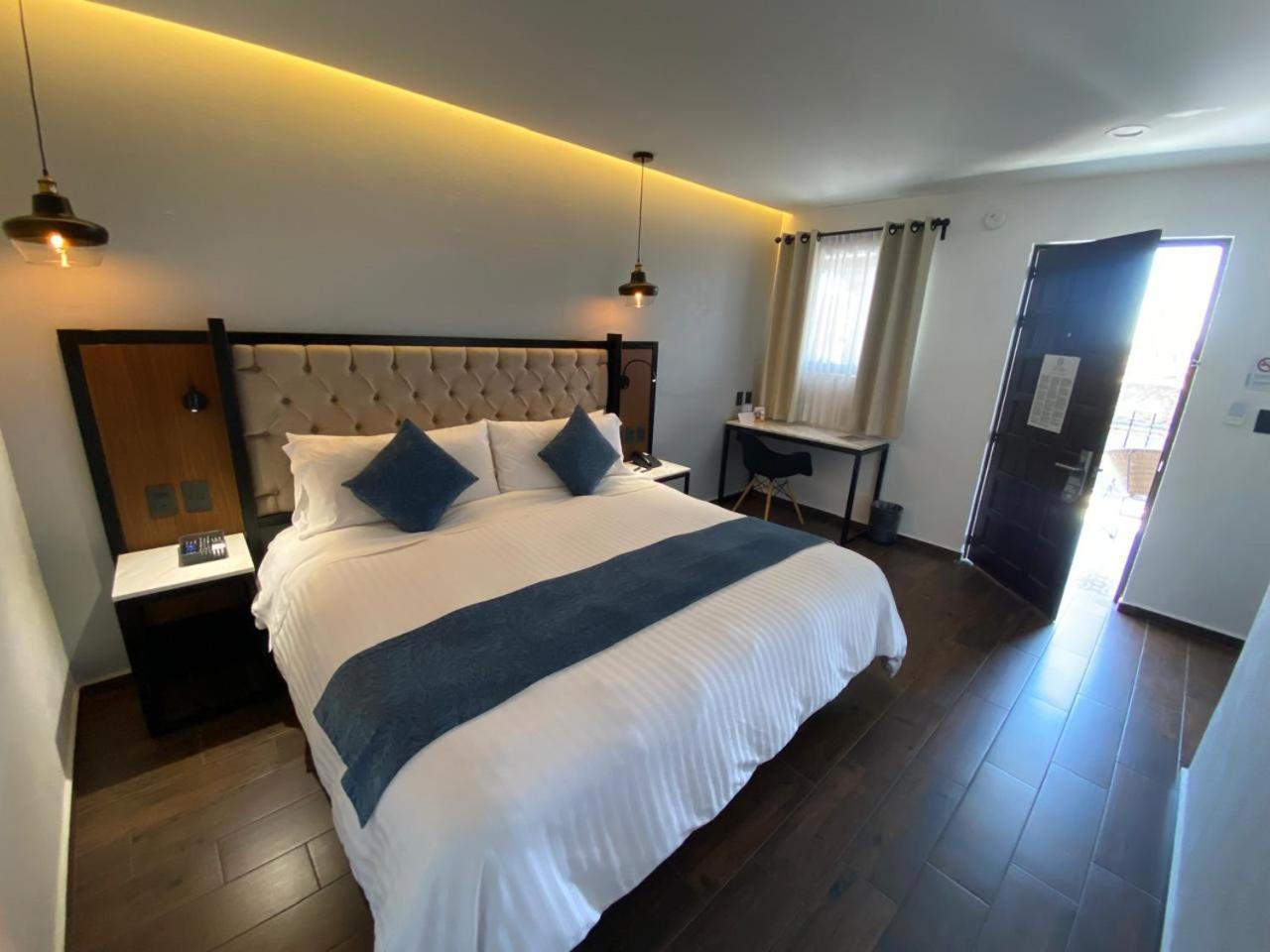 Hotel Boutique Casa Loreta Querétaro Buitenkant foto